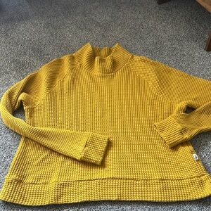 North Face mock turtleneck waffle top